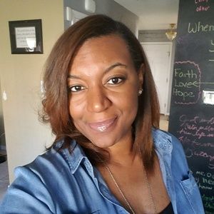 Meet your Posher, Taura